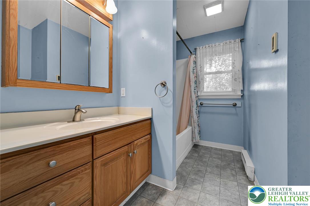 2900 Thompson Road Property Photo 22