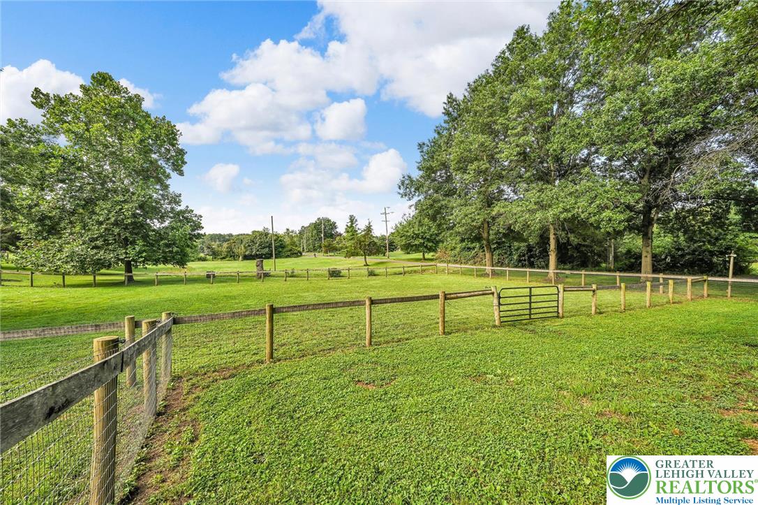 2900 Thompson Road Property Photo 46