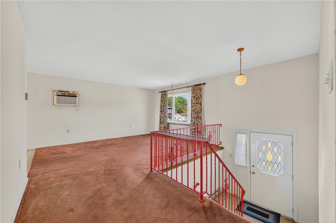 1732 Maumee Avenue Property Photo 11