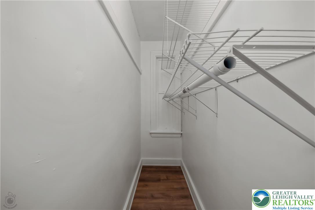 716 North New Property Photo 8