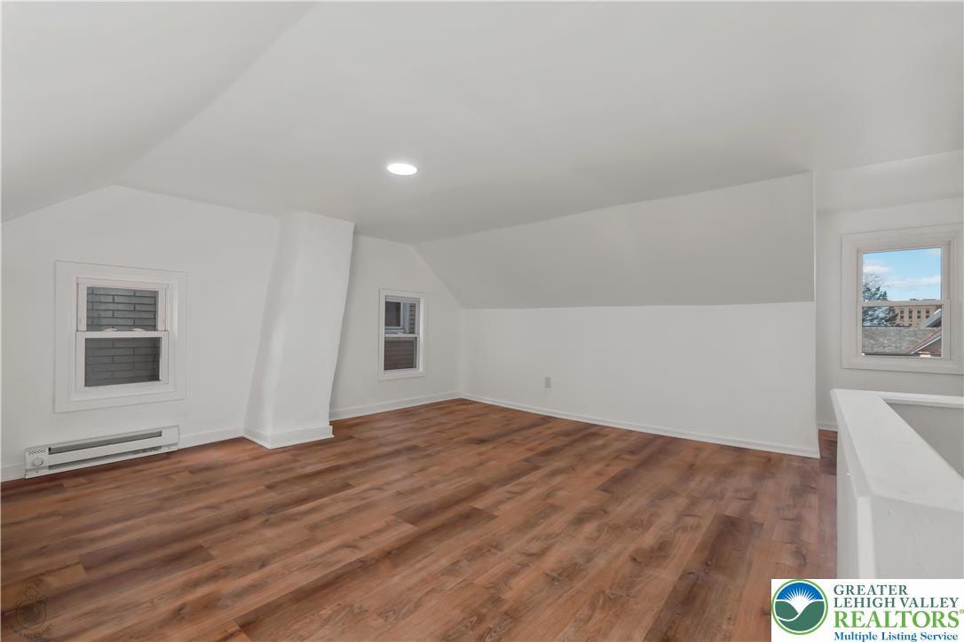 716 North New Property Photo 9