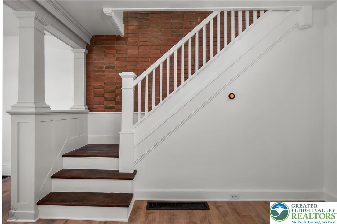 716 North New Property Photo 15