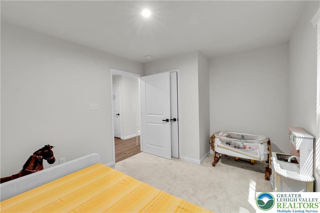 2713 Barnes Court Property Photo 17