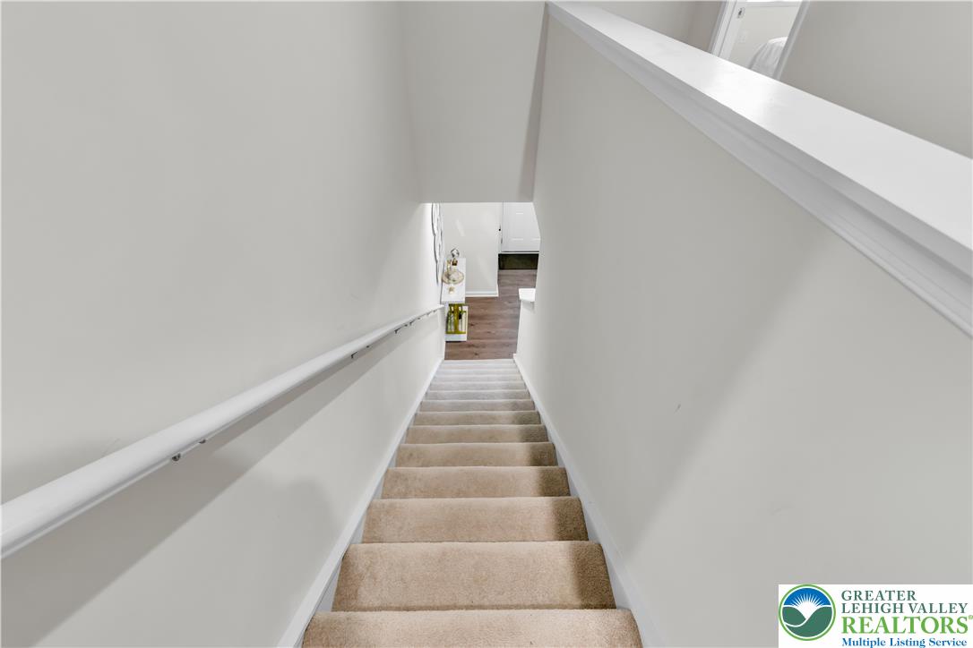 2713 Barnes Court Property Photo 19
