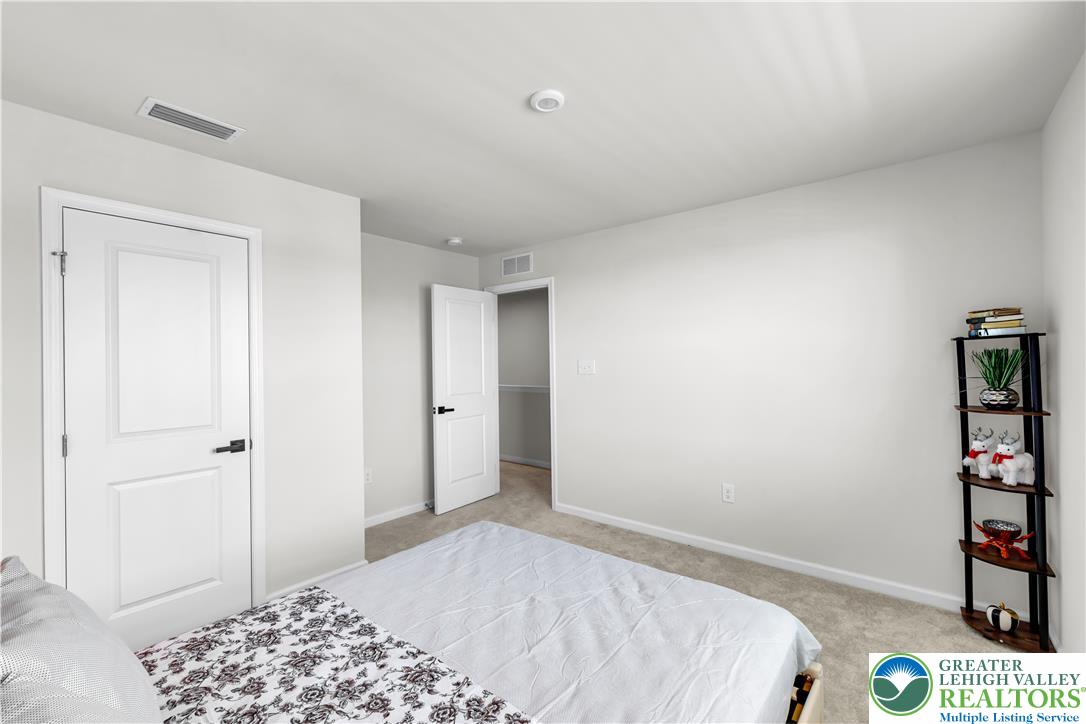 2713 Barnes Court Property Photo 29