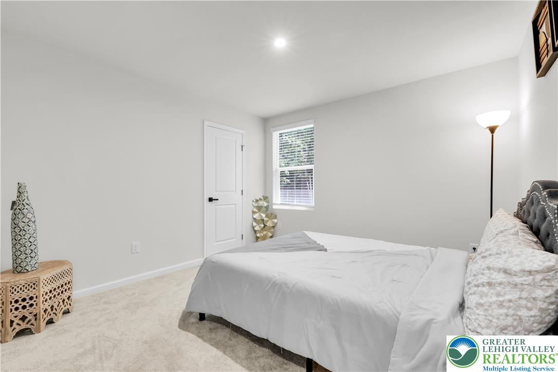 2713 Barnes Court Property Photo 33