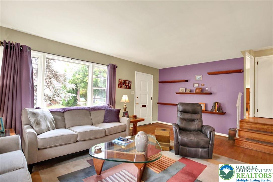 305 Marshall Drive Property Photo 12