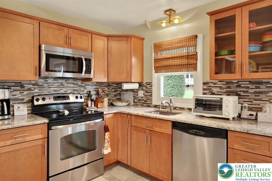305 Marshall Drive Property Photo 15