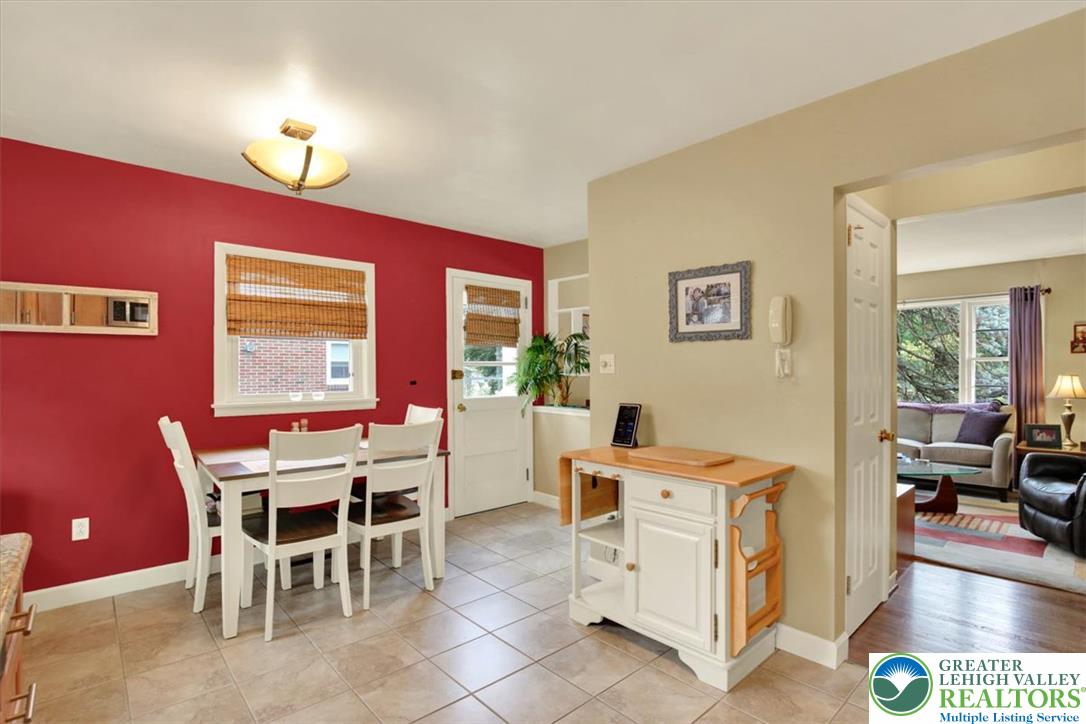 305 Marshall Drive Property Photo 16