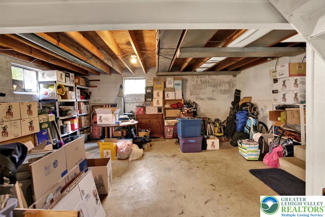 305 Marshall Drive Property Photo 33