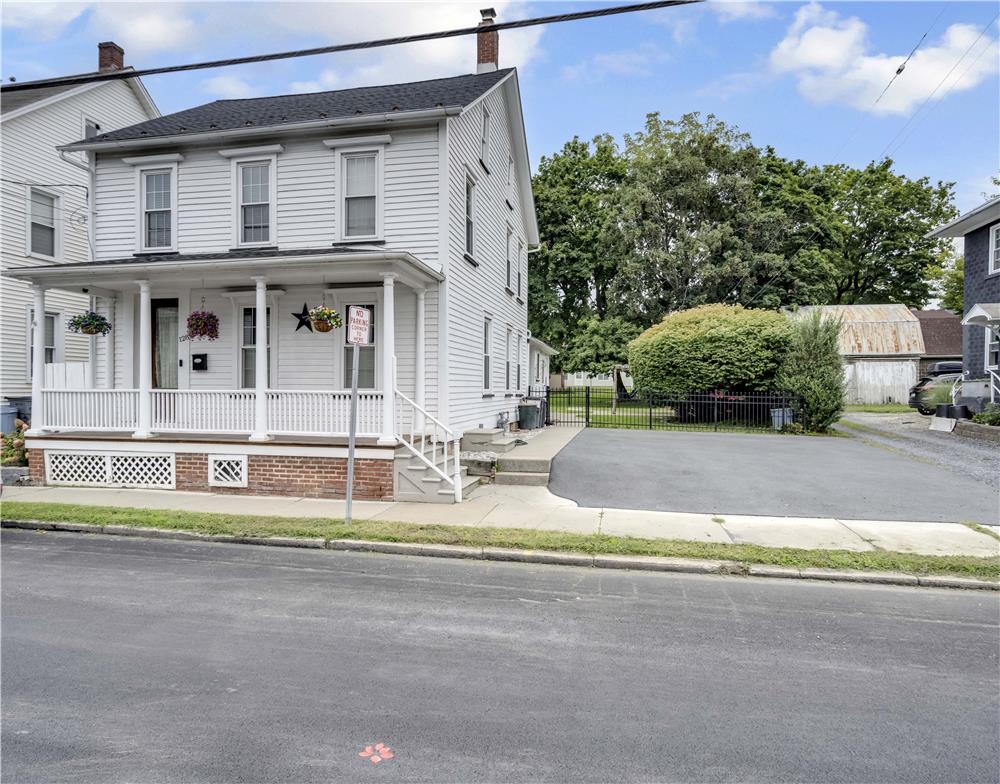 128 Mauch Chunk Street Property Photo 1