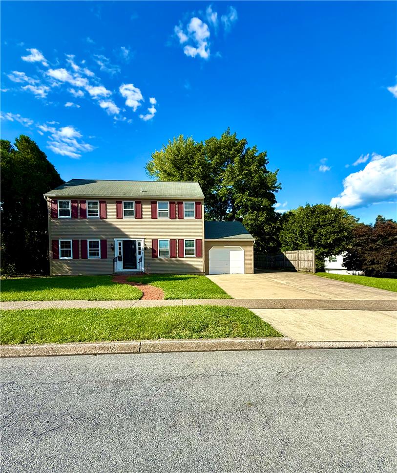 13 Pershing Boulevard Property Photo 3