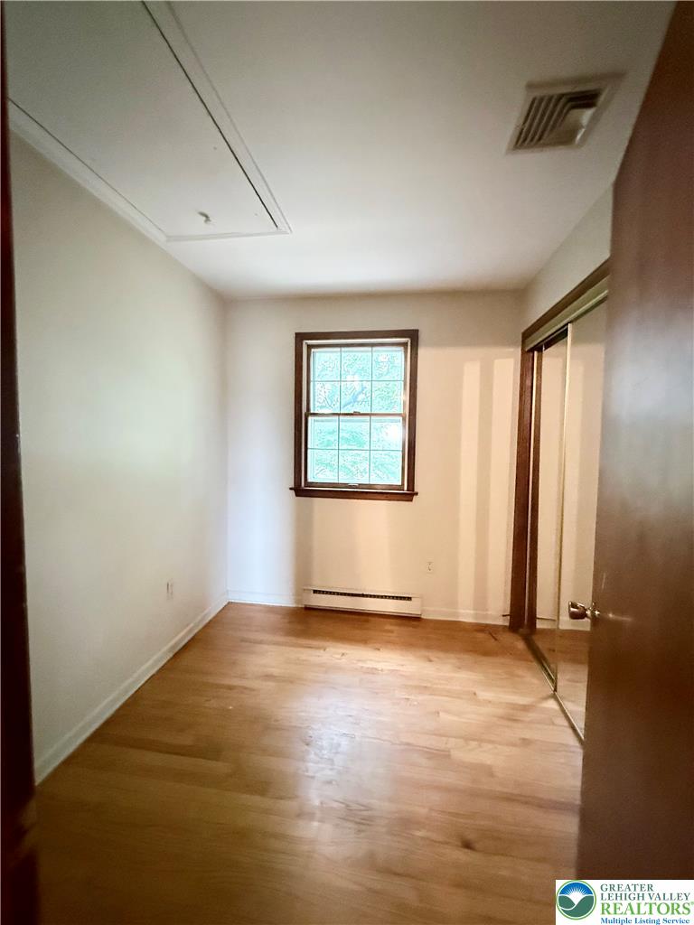 13 Pershing Boulevard Property Photo 30