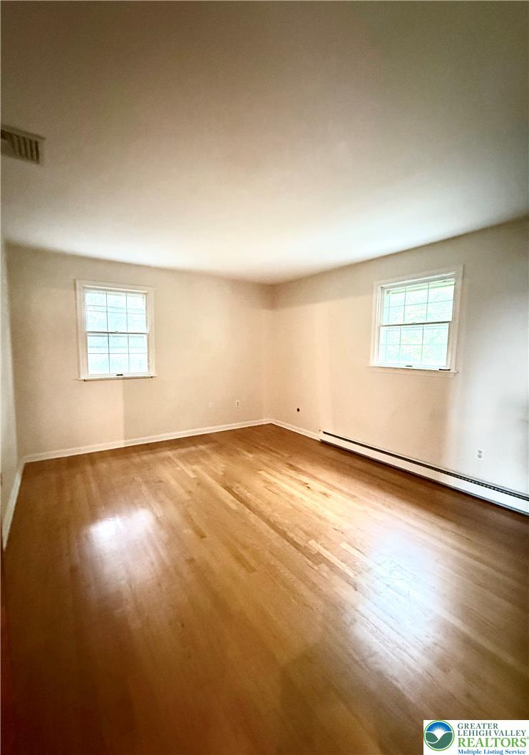 13 Pershing Boulevard Property Photo 31
