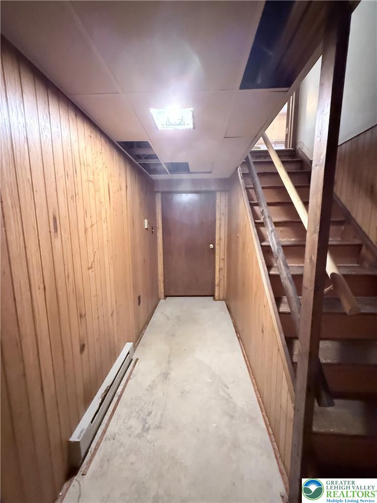 13 Pershing Boulevard Property Photo 37