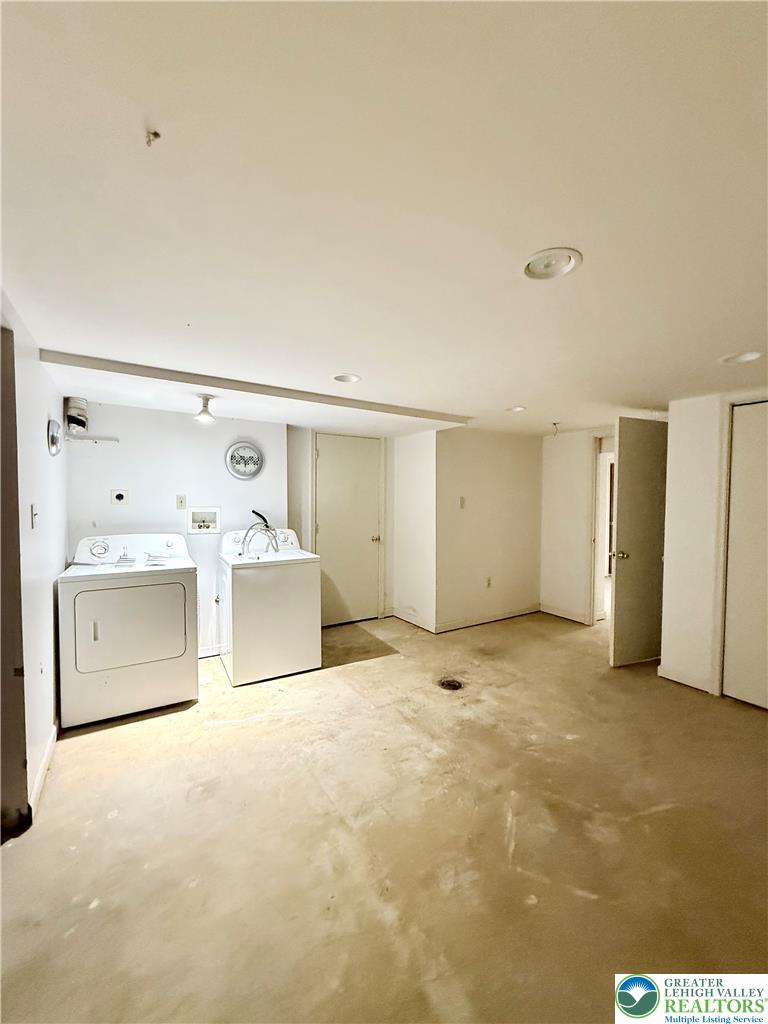 13 Pershing Boulevard Property Photo 42