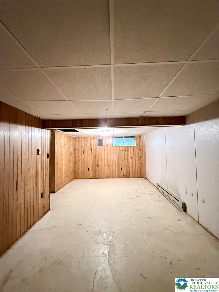 13 Pershing Boulevard Property Photo 45