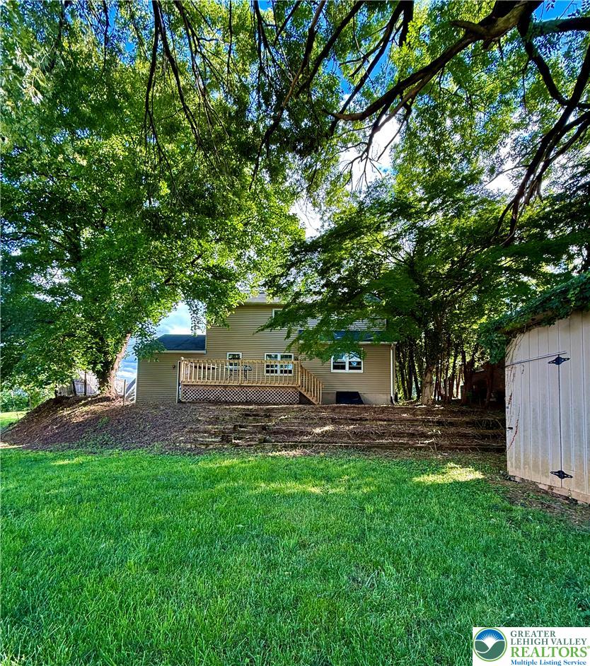 13 Pershing Boulevard Property Photo 47