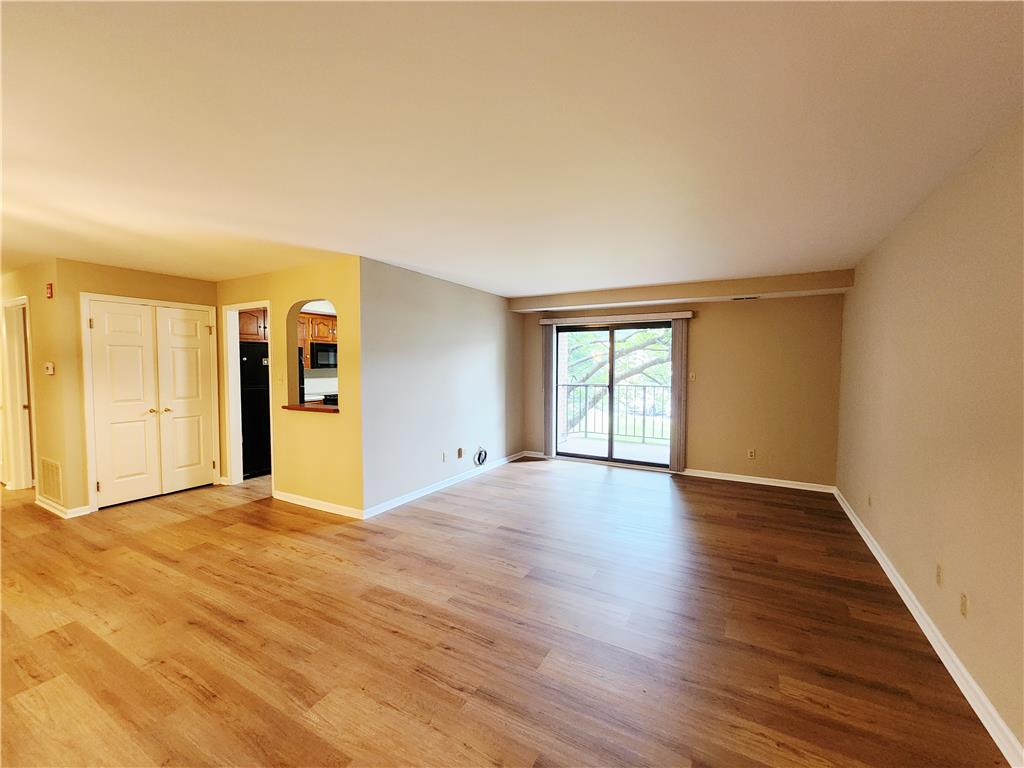 885 Cold Spring Road 5 Property Photo 6