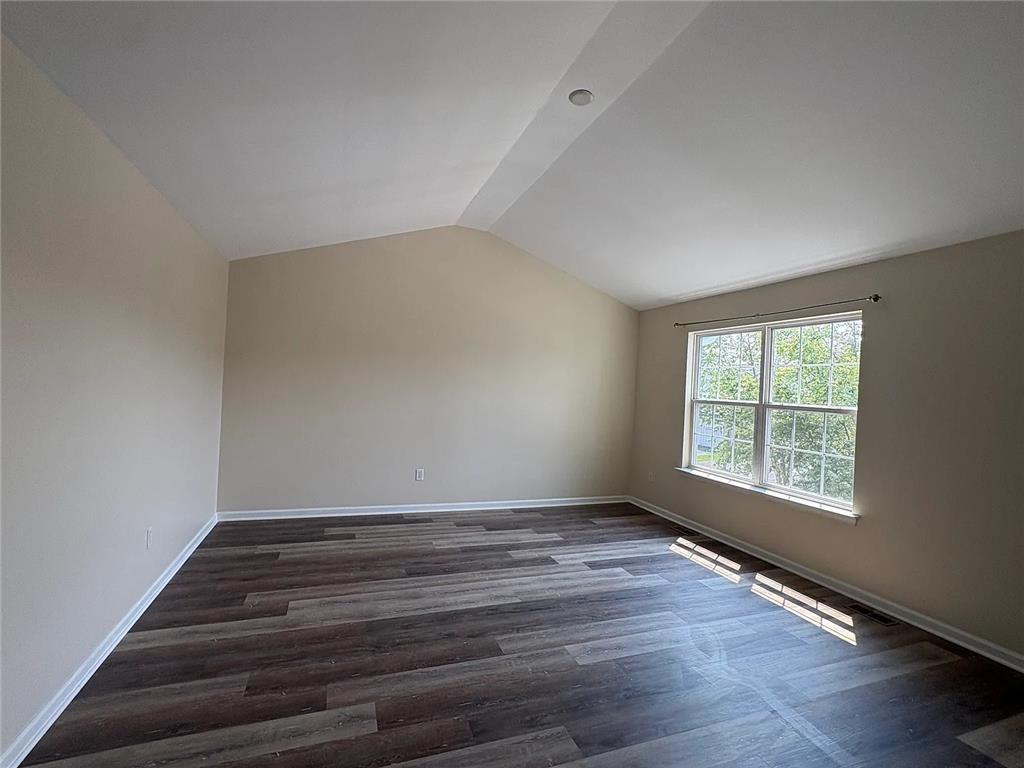 948 King Way Property Photo 10