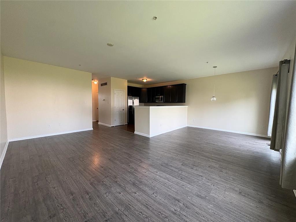 948 King Way Property Photo 16