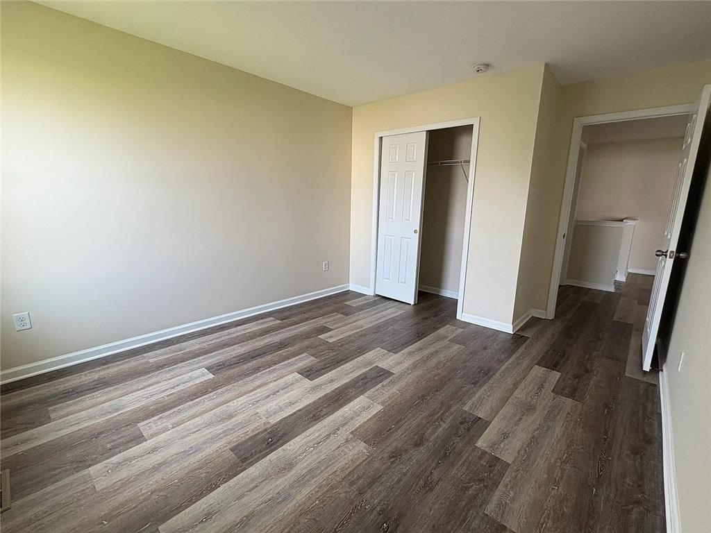 948 King Way Property Photo 17