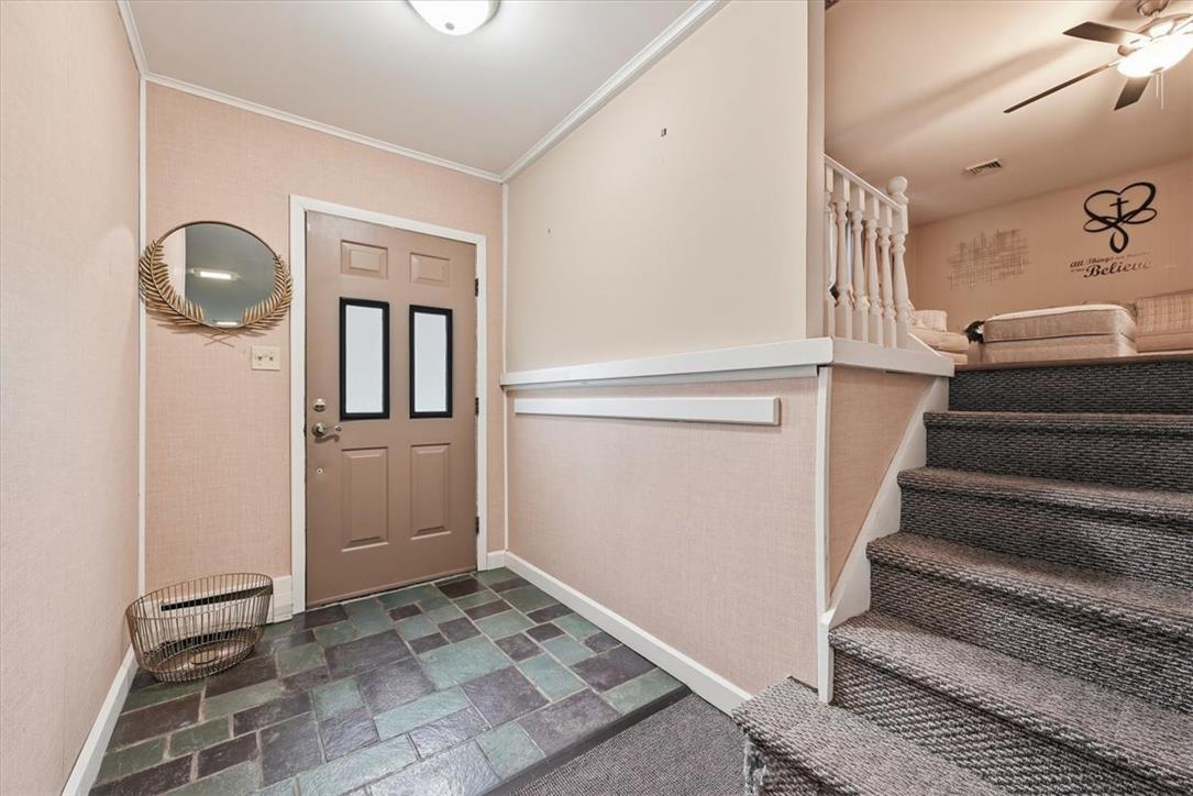 2259 Pinehurst Road Property Photo 4