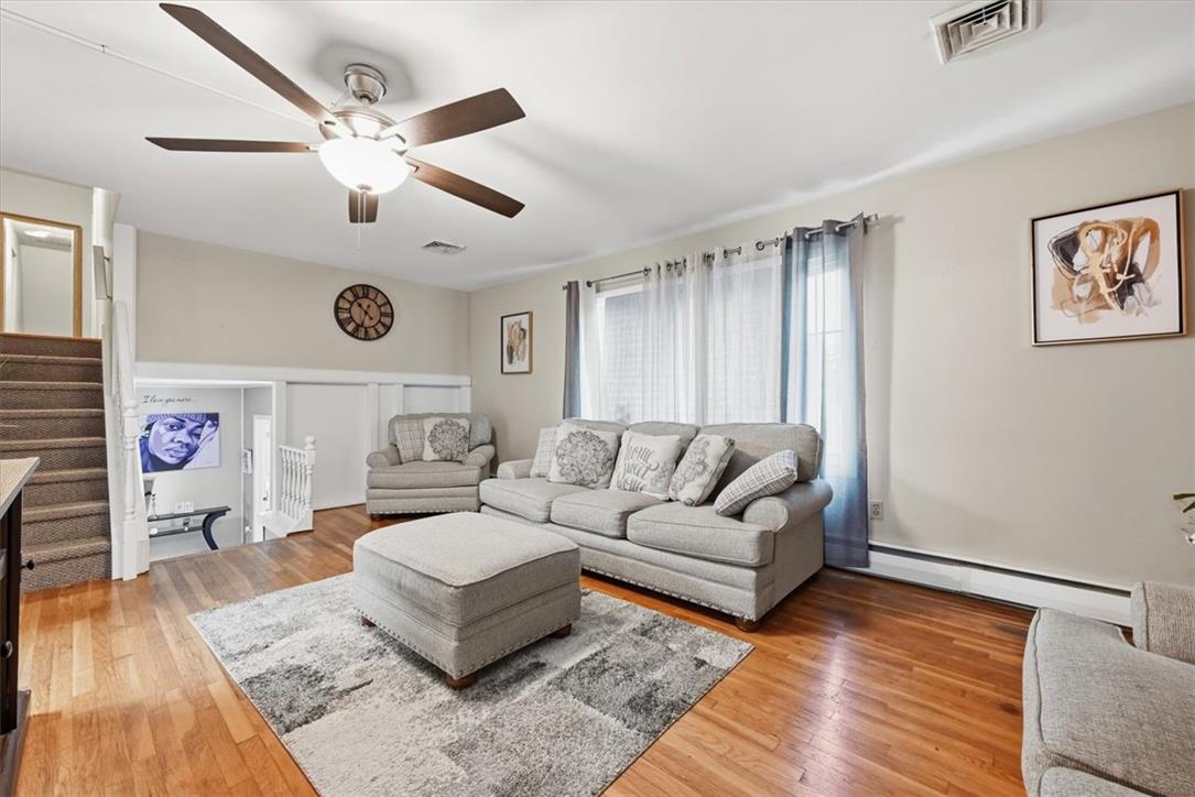 2259 Pinehurst Road Property Photo 8