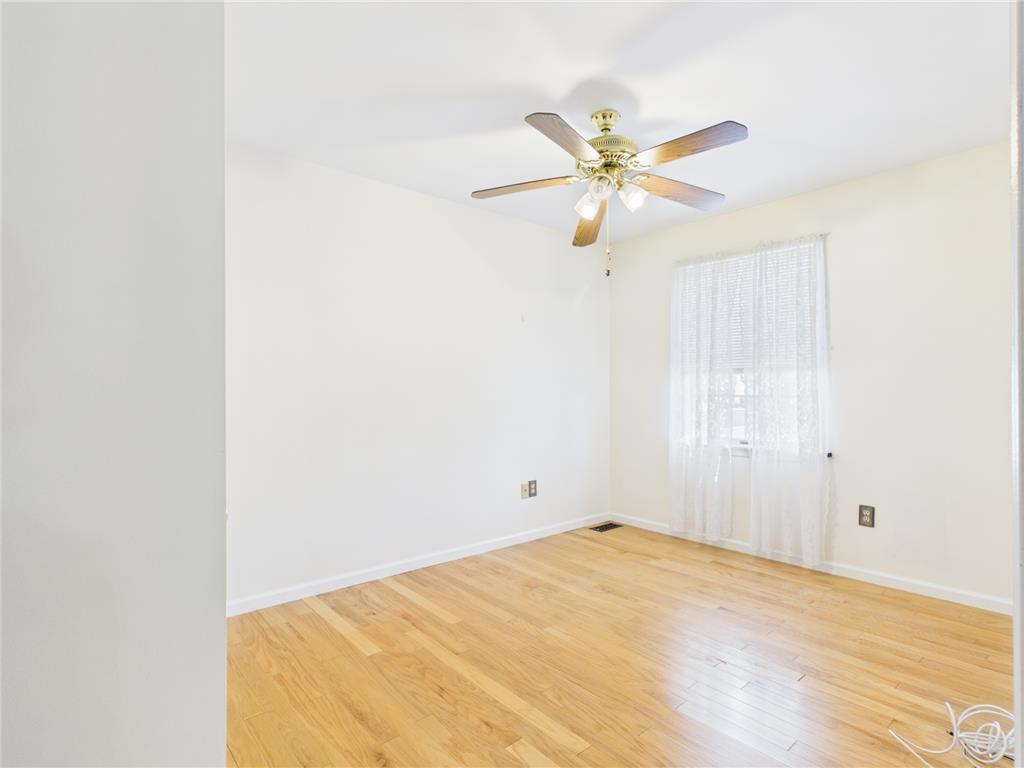905 Cornwallis Drive Property Photo 28
