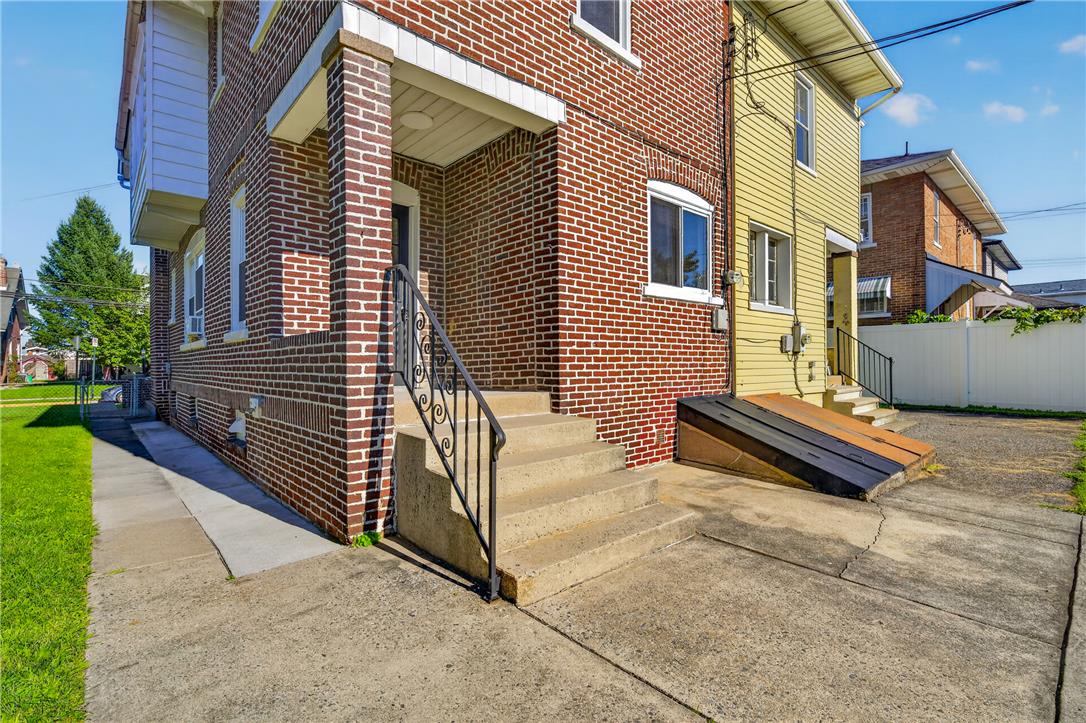 842 Sherman Street Property Photo 38