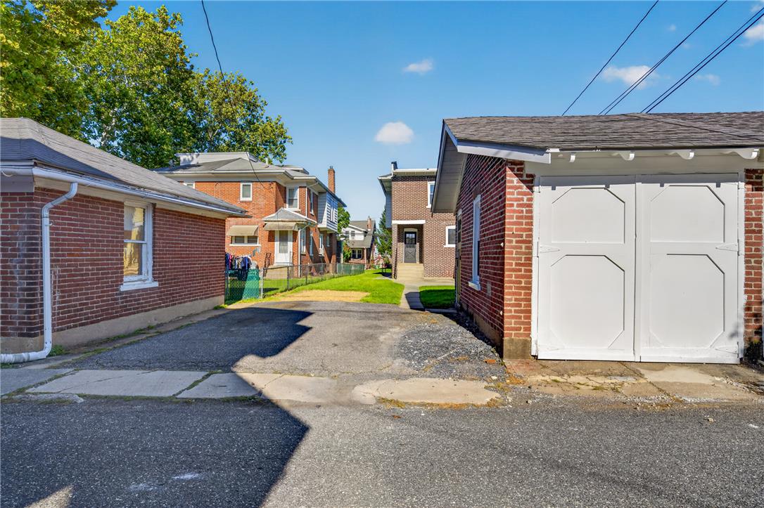 842 Sherman Street Property Photo 41