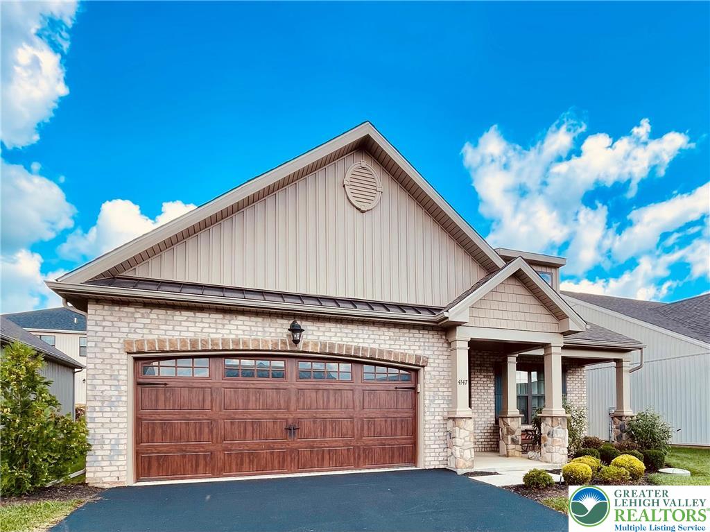 4147 Bluesky Place Property Photo 4