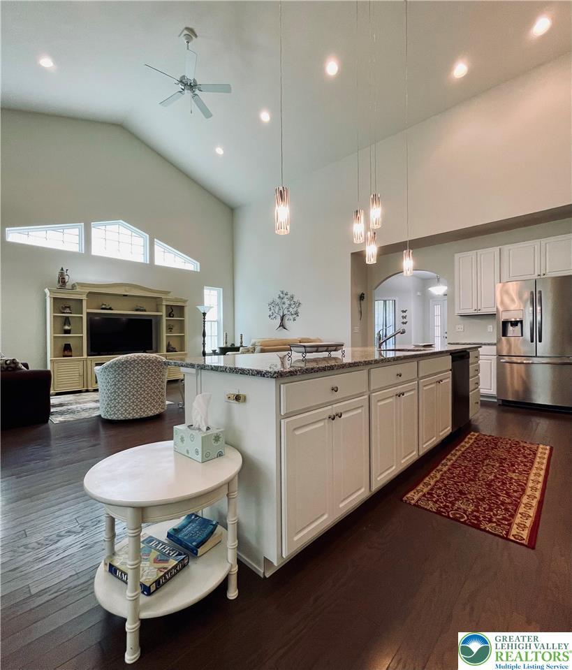 4147 Bluesky Place Property Photo 37