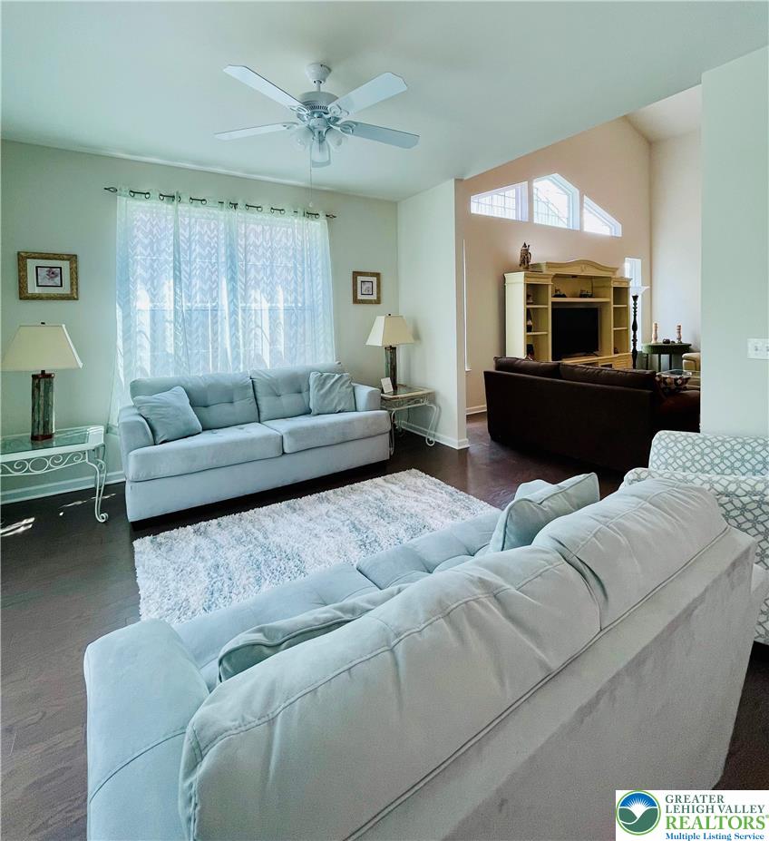 4147 Bluesky Place Property Photo 42