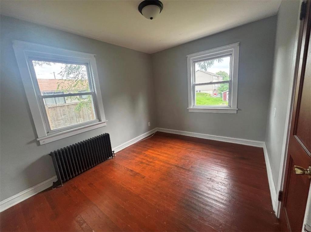 221 South New Street Property Photo 7