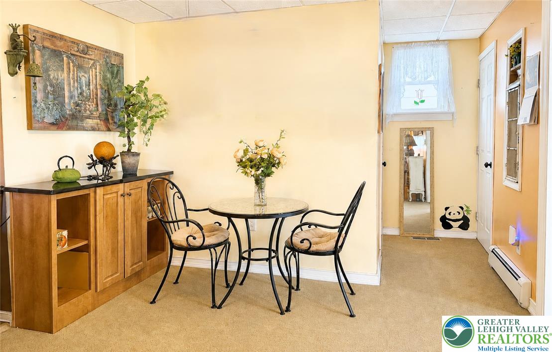 306 East White Street Property Photo 13