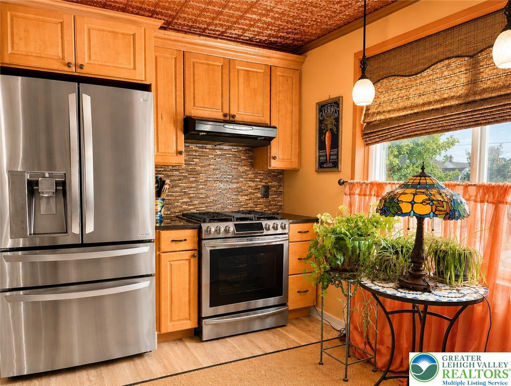306 East White Street Property Photo 17