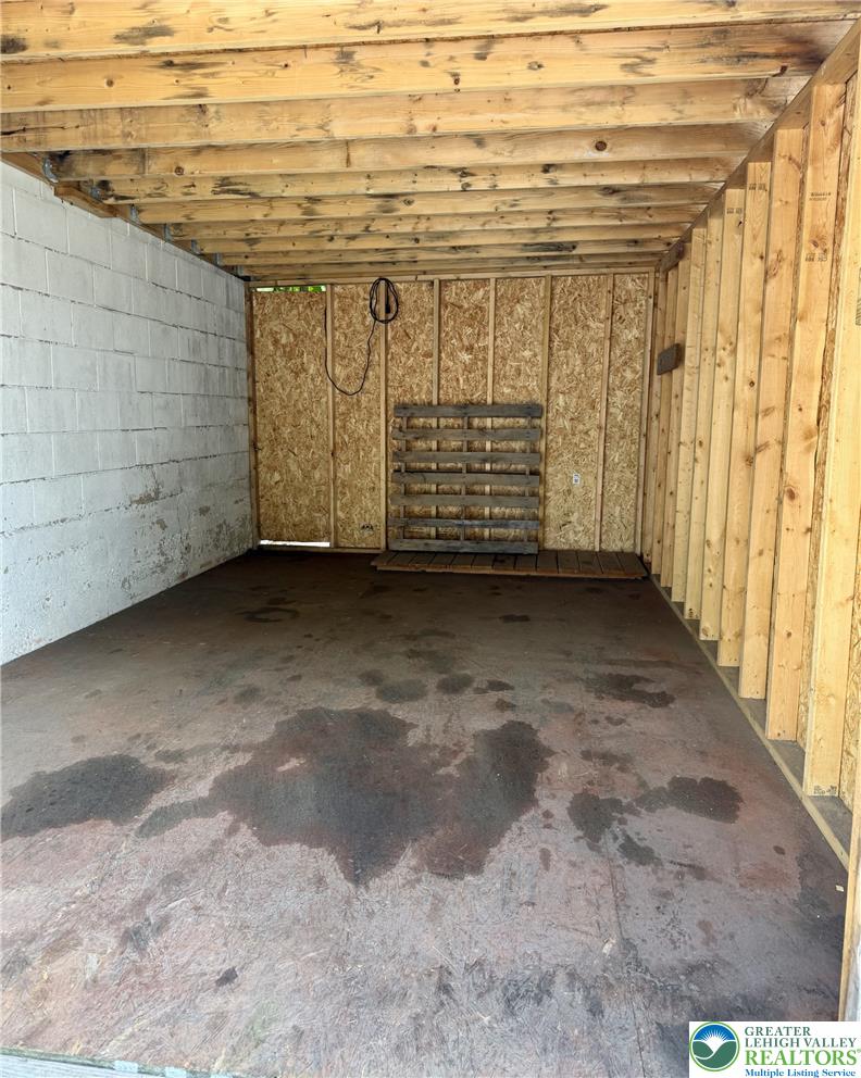306 East White Street Property Photo 55