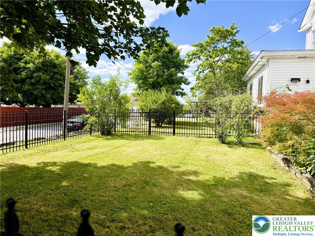 306 East White Street Property Photo 59
