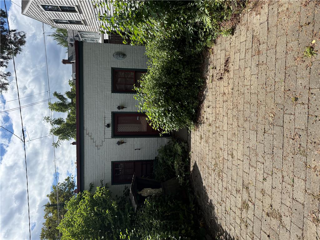 418 North 8th Property Photo 11