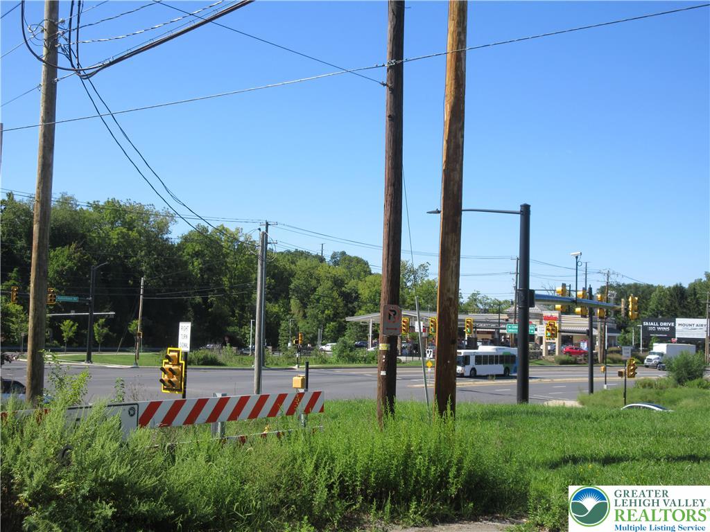 2116 Coke Works Road Property Photo 3