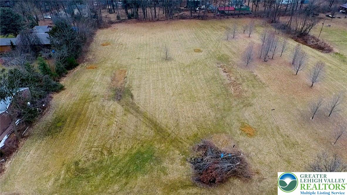 3246 Pa Route 309 Property Photo 4