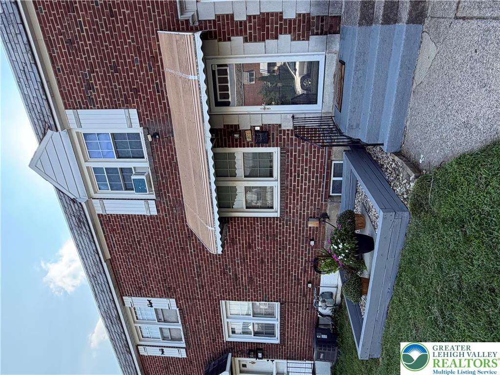 2072 Baker Drive Property Photo 1