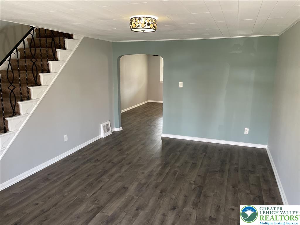 2072 Baker Drive Property Photo 3