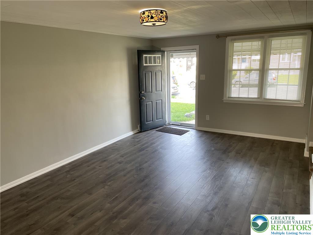 2072 Baker Drive Property Photo 4