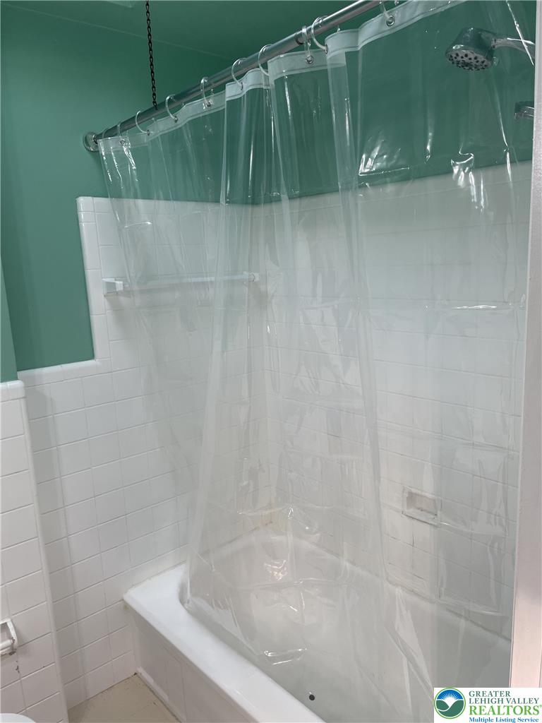 2072 Baker Drive Property Photo 12