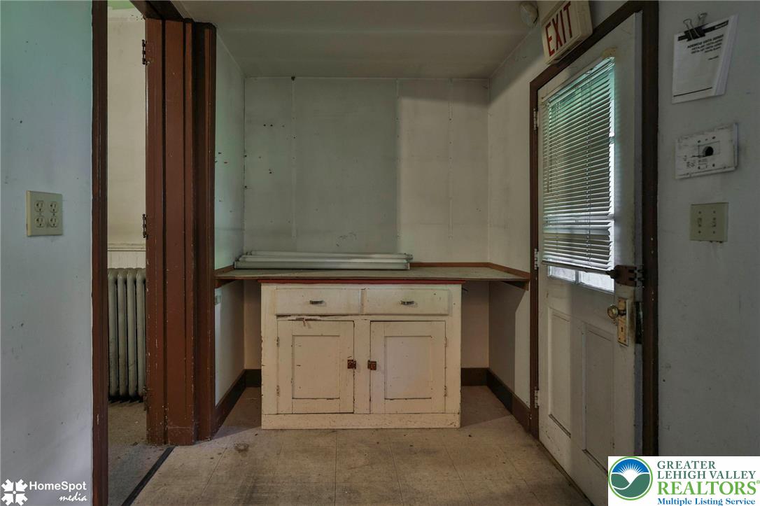 512 East 4th Street Property Photo 21