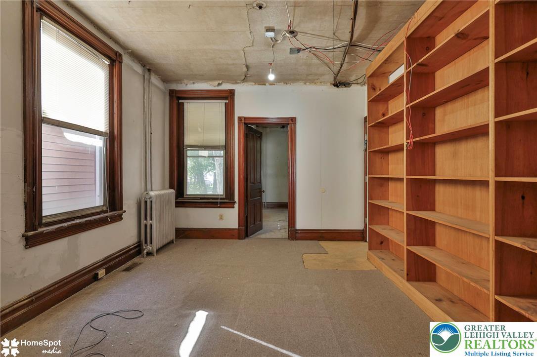 512 East 4th Street Property Photo 28