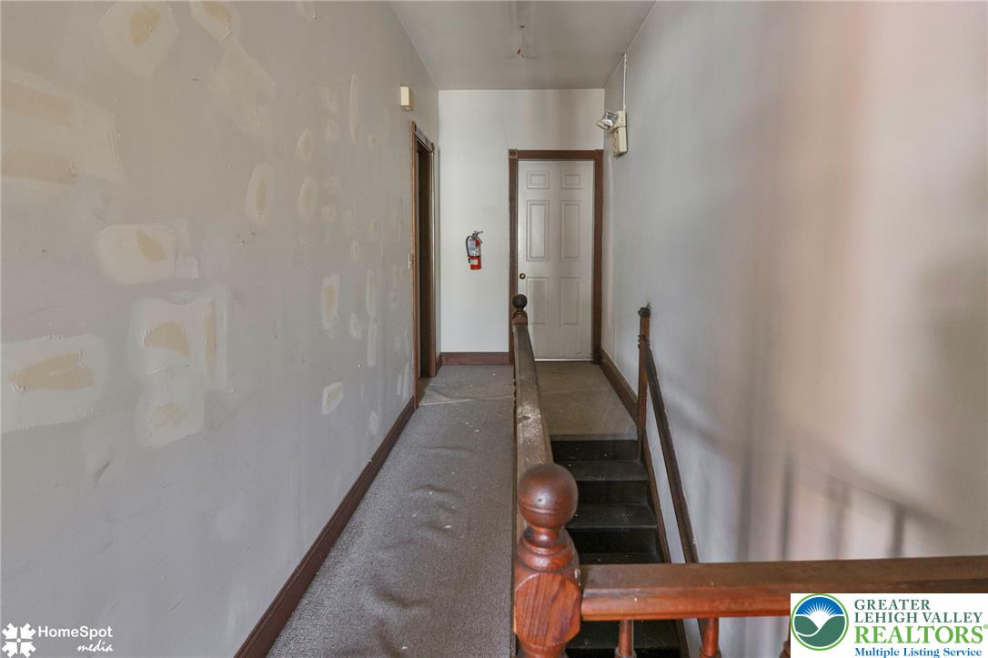 512 East 4th Street Property Photo 37