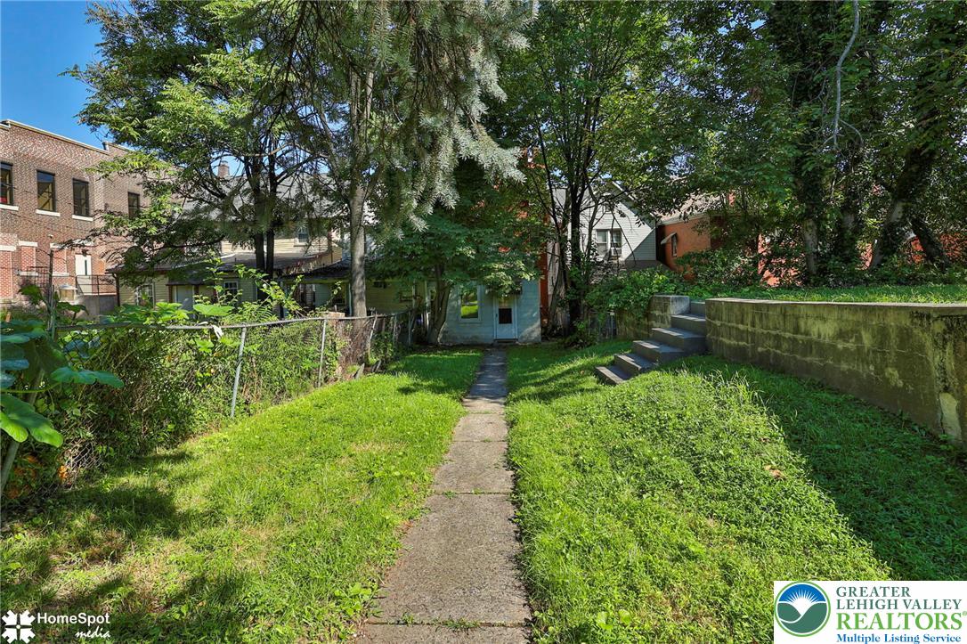 512 East 4th Street Property Photo 61